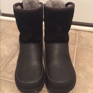Ugg Kid’s Waterproof Boots